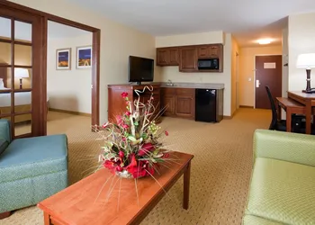 Holiday Inn Express Sheboygan-Kohler by IHG hotel thumbnail 4