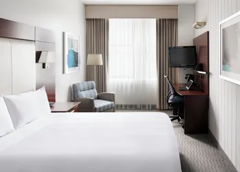 Club Quarters Hotel Wacker at Michigan, Chicago hotel thumbnail 7