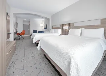 Holiday Inn Express Hotel & Suites DALLAS WEST by IHG hotel thumbnail 8