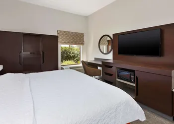 Hampton Inn Columbus/Delaware I-71 North hotel thumbnail 4