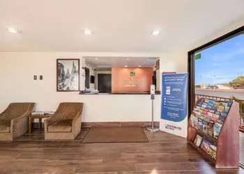Quality Inn Clovis hotel thumbnail 4