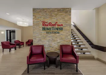 HomeTowne Studios by Red Roof Painted Post hotel thumbnail 2