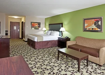Holiday Inn Express Troutville by IHG hotel thumbnail 6