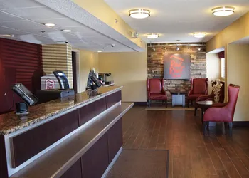 Red Roof Inn Syracuse hotel thumbnail 2