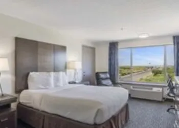 Oceanview Inn At The Arch hotel thumbnail 4