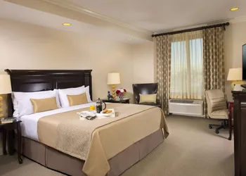 Ayres Hotel Fountain Valley - Huntington Beach hotel thumbnail 4