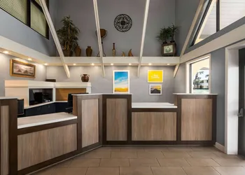 Days Inn by Wyndham Cocoa Beach Port Canaveral hotel thumbnail 2
