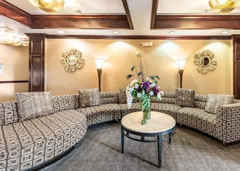 Red Lion Inn & Suites Mineral Wells hotel thumbnail 2