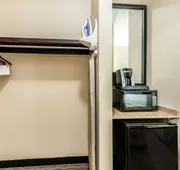 Red Lion Inn & Suites Mineral Wells hotel detail image 3