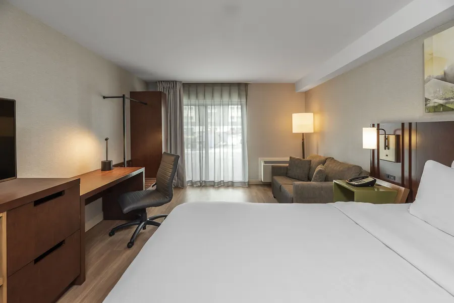 Comfort Inn Hamilton - Stoney Creek hotel detail image 6