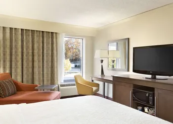 Hampton Inn Forrest City hotel thumbnail 3