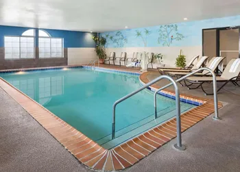 Country Inn & Suites by Radisson, Lexington, KY hotel thumbnail 8