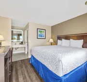 Executive Inn Hotel hotel detail image 4