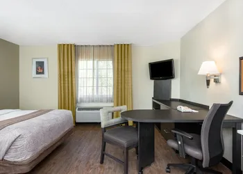 Candlewood Suites Durham by IHG hotel thumbnail 6