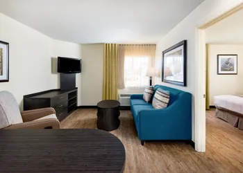 Candlewood Suites Durham by IHG hotel thumbnail 7