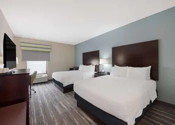 Hampton Inn Marshall hotel thumbnail 8