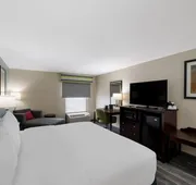 Hampton Inn Marshall hotel detail image 5