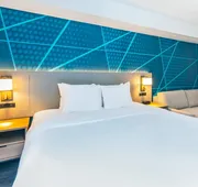 Comfort Suites London hotel detail image 3