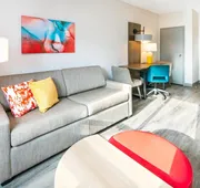 Comfort Suites London hotel detail image 4