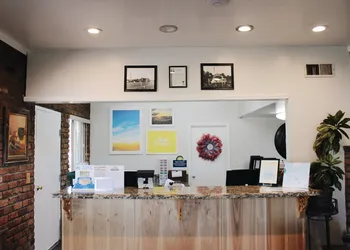 Days Inn by Wyndham Show Low hotel thumbnail 4