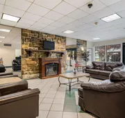 Econo Lodge Inn & Suites Chambersburg Central hotel detail image 3