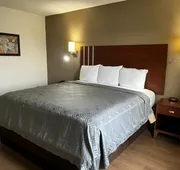 Econo Lodge Inn & Suites Chambersburg Central hotel detail image 7