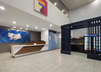 Holiday Inn Express & Suites Sebring by IHG hotel thumbnail 5