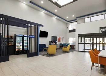 Holiday Inn Express & Suites Sebring by IHG hotel thumbnail 6