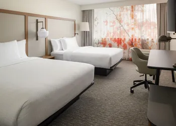 Fairfield Inn by Marriott Issaquah hotel thumbnail 6