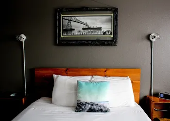 Adrift Hotel hotel thumbnail 8