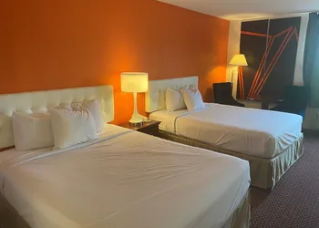Howard Johnson by Wyndham Manteno hotel thumbnail 7