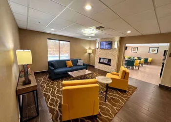 Comfort Inn & Suites Mocksville I-40 hotel thumbnail 4