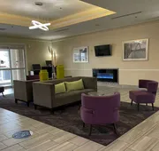 La Quinta Inn & Suites by Wyndham Waxahachie hotel detail image 3