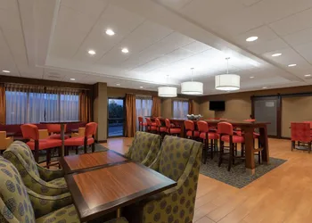 Hampton Inn Bedford hotel thumbnail 3