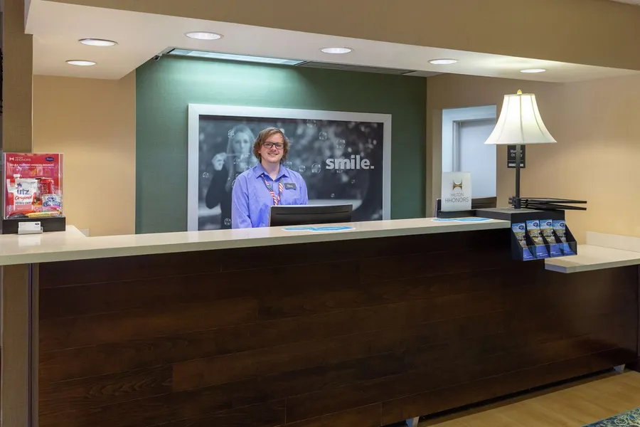 Hampton Inn Bedford hotel detail image 6