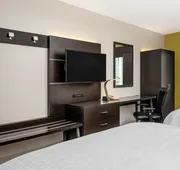 Holiday Inn Express Hotel & Suites Florence I-95 at Hwy 327 by IHG hotel detail image 7