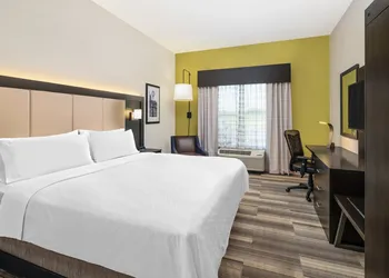 Holiday Inn Express Hotel & Suites Florence I-95 at Hwy 327 by IHG hotel thumbnail 8
