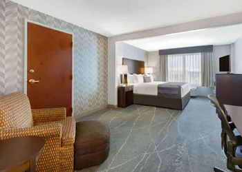 Wingate by Wyndham Tinley Park hotel thumbnail 6