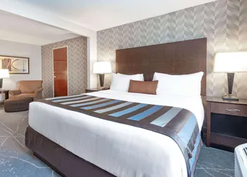 Wingate by Wyndham Tinley Park hotel thumbnail 7
