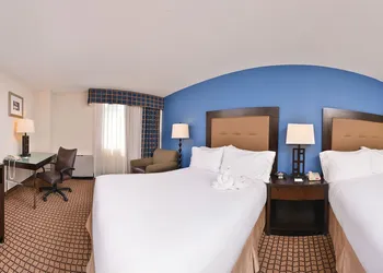 Ramada Plaza by Wyndham Sheridan Hotel & Convention Center hotel thumbnail 3