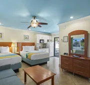 Bayview Plaza Waterfront Resort hotel detail image 4