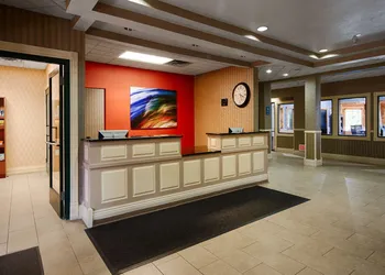Best Western Plus Kalamazoo Suites hotel thumbnail 2