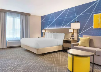 Comfort Inn & Suites Rapid City near Mt. Rushmore hotel thumbnail 7