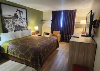 Super 8 by Wyndham Craig hotel thumbnail 3