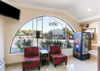 Americas Best Value Inn & Suites El Centro hotel thumbnail 3