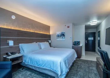 Holiday Inn Express Spokane Downtown by IHG hotel thumbnail 8
