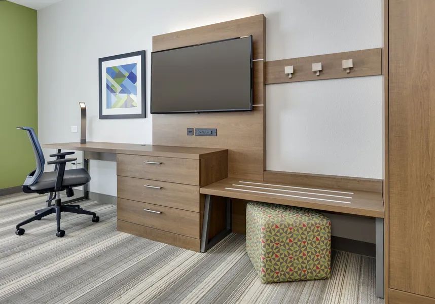 Holiday Inn Express & Suites Denton North by IHG hotel detail image 6