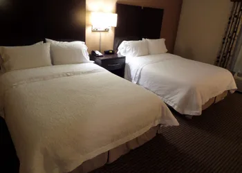 Hampton Inn & Suites Bakersfield/Hwy 58, CA hotel thumbnail 2