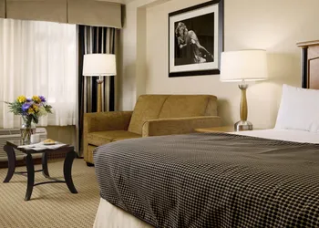 Hollywood Casino & Hotel hotel thumbnail 4