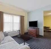 Holiday Inn Express Hotel & Suites Clearwater North-Dunedin by IHG hotel detail image 5